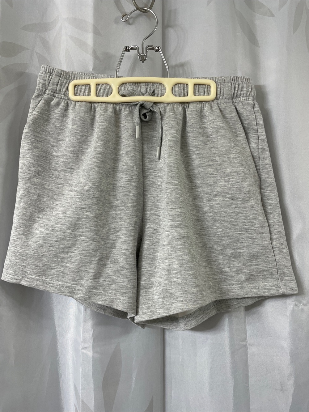 Women’s Light Gray Athletic Shorts with Elastic Waist and Pockets